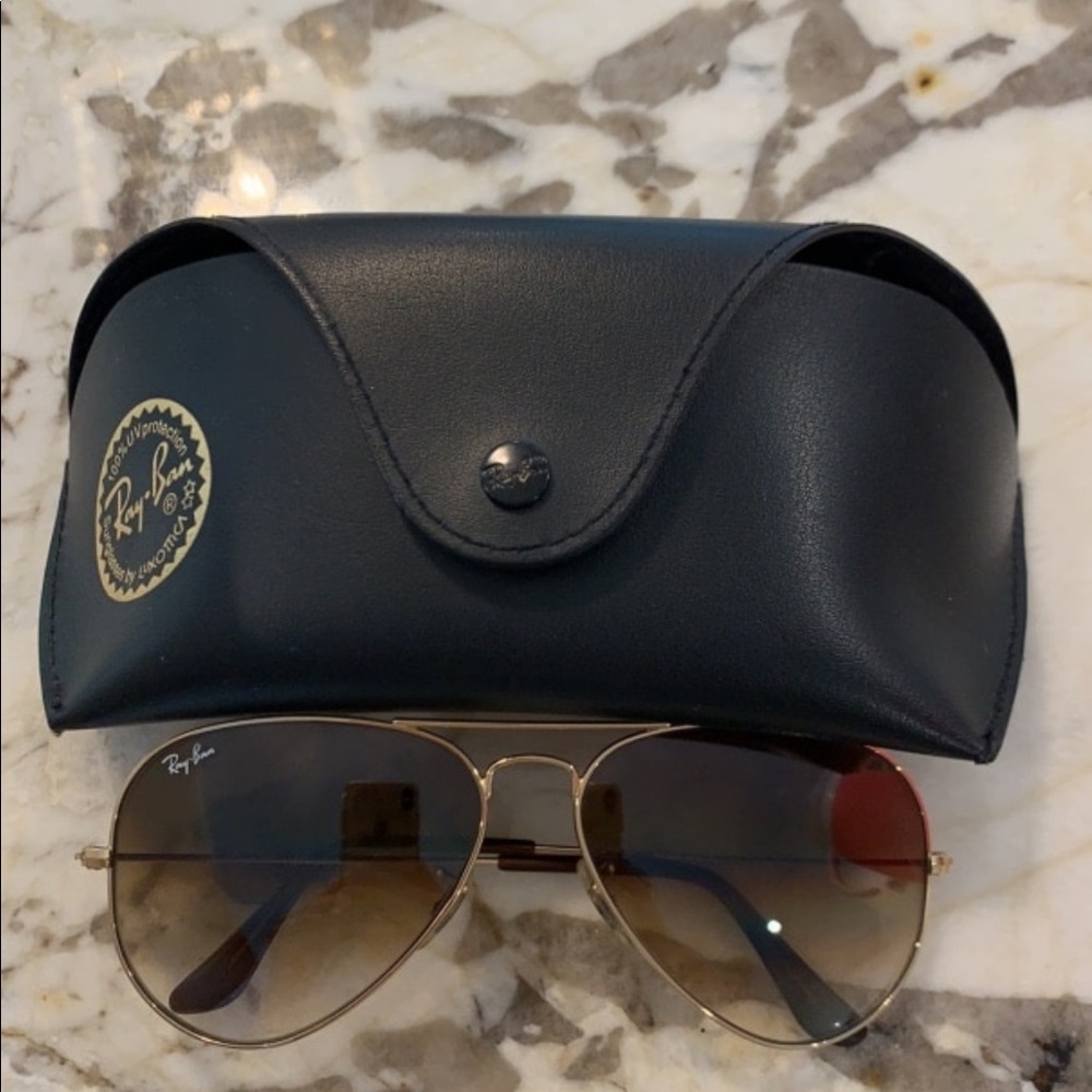 RAY BAN AVIATOR EUC